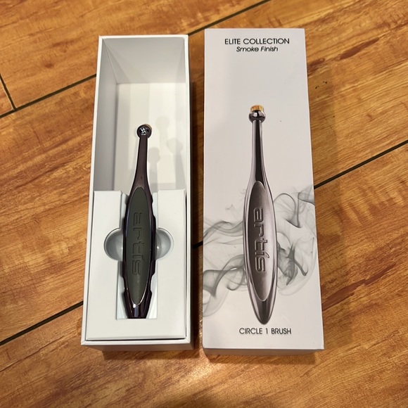 Artis Circle 1 Brush - Picture 3 of 7